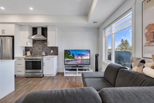 516 Greenbriar Common Nw, Calgary, AB - Indoor