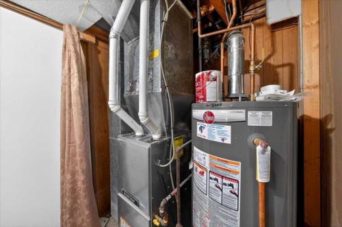 4748 Rundlehorn Drive Ne, Calgary, AB - Indoor Photo Showing Basement