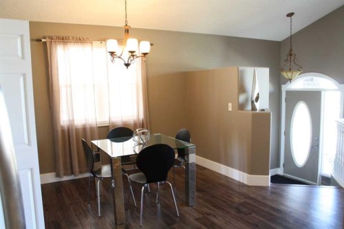 37 Chaparral Ridge Link Se, Calgary, AB - Indoor Photo Showing Dining Room