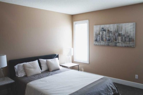 37 Chaparral Ridge Link Se, Calgary, AB - Indoor Photo Showing Bedroom