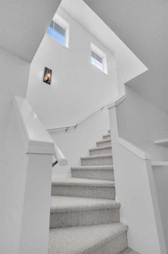 281 Elgin Gardens Se, Calgary, AB - Indoor Photo Showing Other Room