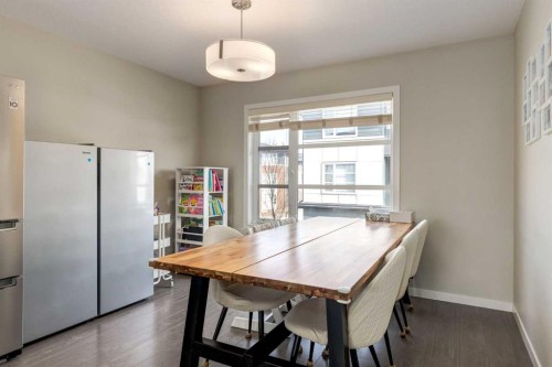905 Evansridge Park Nw, Calgary, AB - Indoor Photo Showing Dining Room