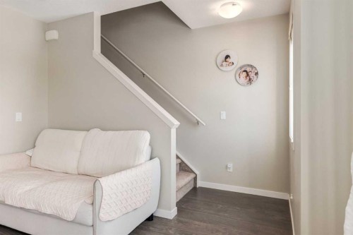 905 Evansridge Park Nw, Calgary, AB - Indoor Photo Showing Bedroom
