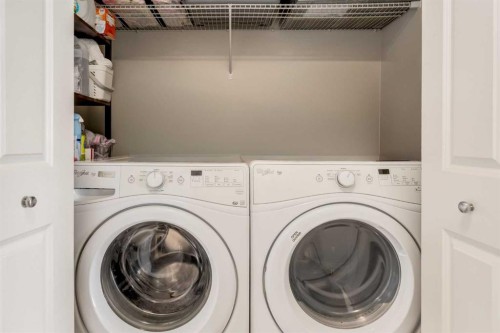 905 Evansridge Park Nw, Calgary, AB - Indoor Photo Showing Laundry Room