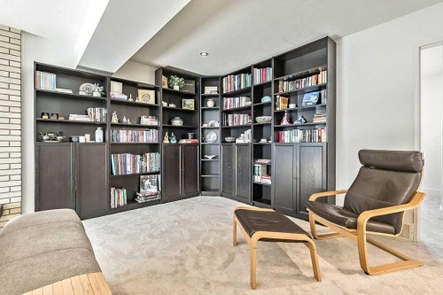 955 Cannock Road Sw, Calgary, AB - Indoor Photo Showing Other Room