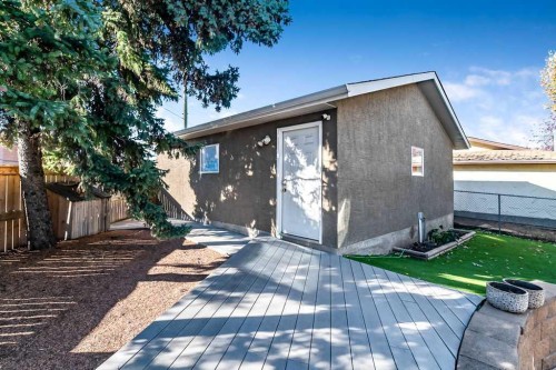 955 Cannock Road Sw, Calgary, AB - Outdoor