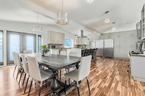 955 Cannock Road Sw, Calgary, AB - Indoor Photo Showing Dining Room