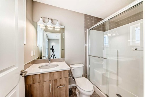 1328 Mahogany Boulevard Se, Calgary, AB - Indoor Photo Showing Bathroom