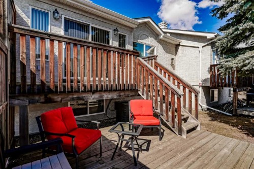 156 Sunlake Gardens Se, Calgary, AB - Outdoor With Deck Patio Veranda