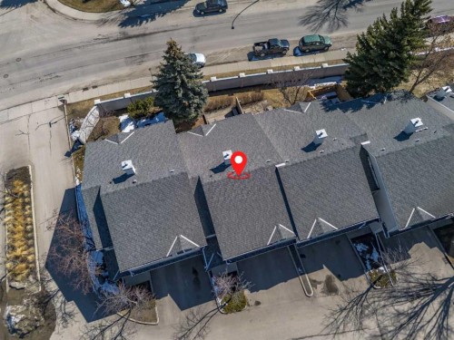 156 Sunlake Gardens Se, Calgary, AB - Outdoor