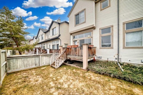 17 Copperfield Court Se, Calgary, AB - Outdoor