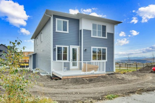 75 Sunvalley Way, Cochrane, AB - Outdoor