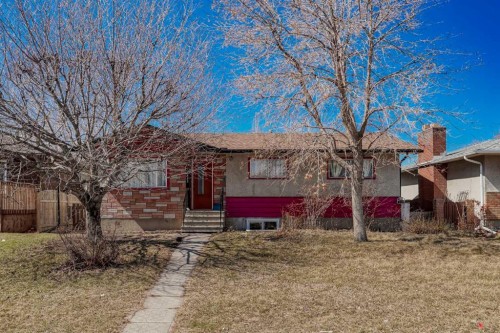 1823 38 Street Se, Calgary, AB - Outdoor