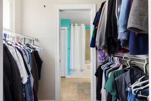 125 Copperpond Common Se, Calgary, AB - Indoor With Storage