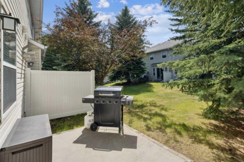 1336 154 Avenue Sw, Calgary, AB - Outdoor