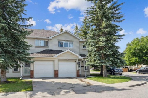 1336 154 Avenue Sw, Calgary, AB - Outdoor With Facade