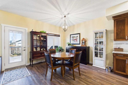 1910 High Park Circle Nw, High River, AB - Indoor Photo Showing Dining Room