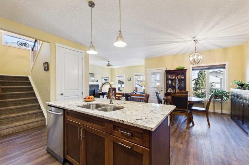 1910 High Park Circle Nw, High River, AB - Indoor Photo Showing Kitchen With Double Sink