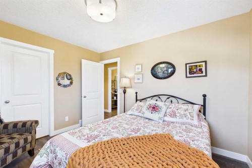 1910 High Park Circle Nw, High River, AB - Indoor Photo Showing Bedroom