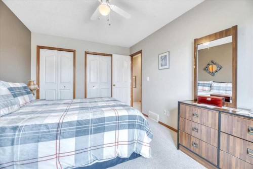 280 Cramond Close Se, Calgary, AB - Indoor Photo Showing Bedroom