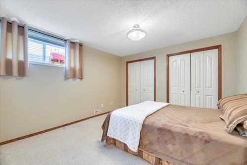 280 Cramond Close Se, Calgary, AB - Indoor Photo Showing Bedroom
