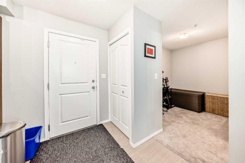 1305-403 Mackenzie Way Sw, Airdrie, AB - Indoor Photo Showing Other Room