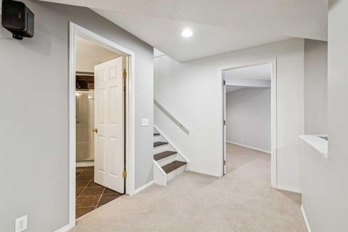 127 Mt Assiniboine Circle Se, Calgary, AB 