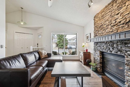 127 Mt Assiniboine Circle Se, Calgary, AB 