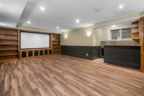 18 Autumn Circle Se, Calgary, AB - Indoor Photo Showing Other Room