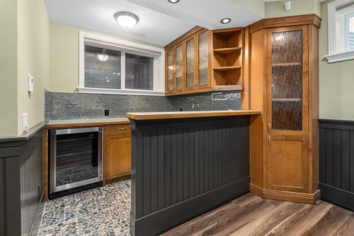 18 Autumn Circle Se, Calgary, AB - Indoor Photo Showing Other Room