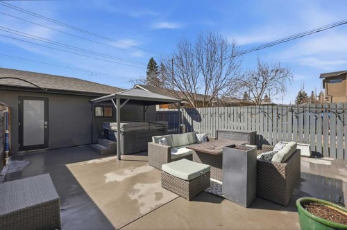 1923 49 Avenue Sw, Calgary, AB - Outdoor With Deck Patio Veranda