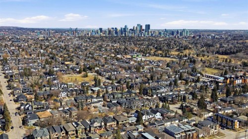 1923 49 Avenue Sw, Calgary, AB - Outdoor With View
