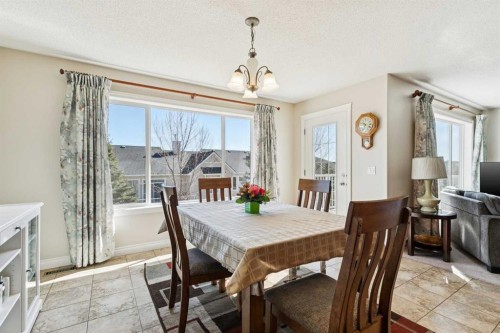 63 Westmount Circle, Okotoks, AB - Indoor Photo Showing Dining Room