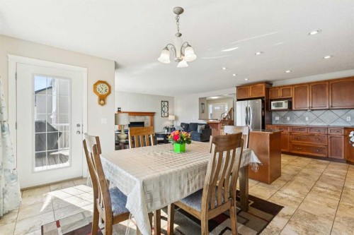 63 Westmount Circle, Okotoks, AB - Indoor Photo Showing Dining Room