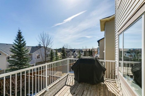 63 Westmount Circle, Okotoks, AB - Outdoor With Exterior