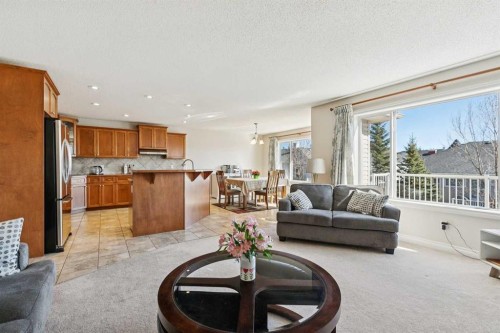 63 Westmount Circle, Okotoks, AB - Indoor Photo Showing Living Room