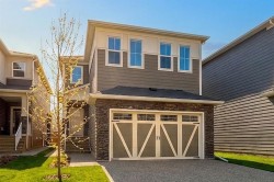 58 Westland Park SW Calgary, AB T3H 0W1