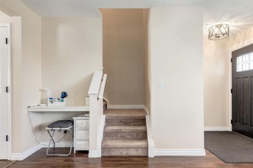 34 Arbour Crest Circle Nw, Calgary, AB - Indoor Photo Showing Other Room