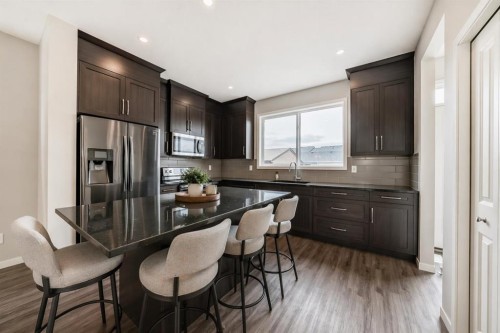 18 Willow Crescent, Okotoks, AB - Indoor