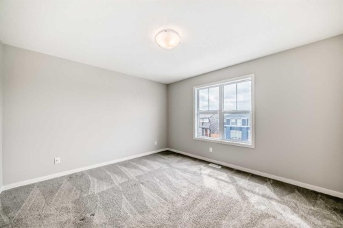 18 Willow Crescent, Okotoks, AB - Indoor Photo Showing Other Room