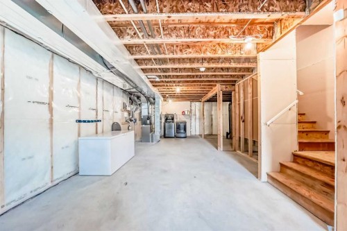 18 Willow Crescent, Okotoks, AB - Indoor