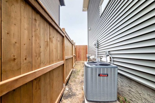 18 Willow Crescent, Okotoks, AB - Outdoor With Exterior