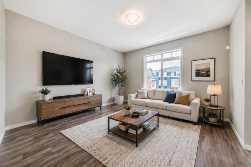 18 Willow Crescent, Okotoks, AB - Indoor Photo Showing Living Room