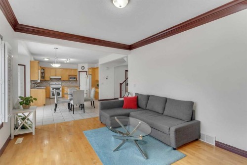 113 West Creek Pond, Chestermere, AB - Indoor Photo Showing Living Room