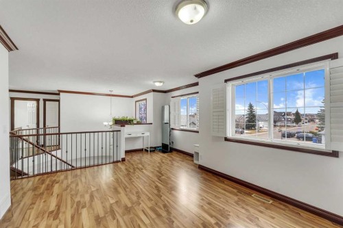 113 West Creek Pond, Chestermere, AB - Indoor Photo Showing Other Room