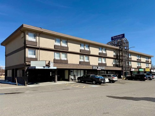 1009 Mayor Magrath Drive South, Lethbridge, AB 
