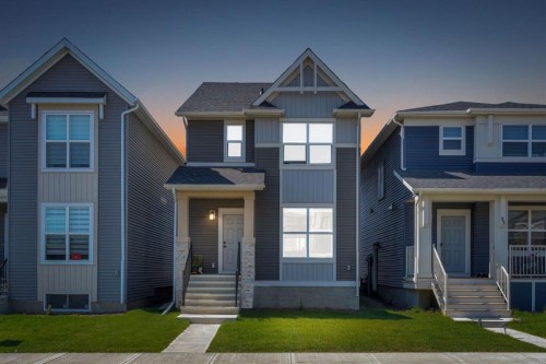 67 Corner Glen Gardens Ne, Calgary, AB - Outdoor With Facade