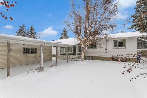 31 Gateway Drive Sw, Calgary, AB - Outdoor