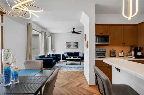 265 Bridlemeadows Common Sw, Calgary, AB - Indoor