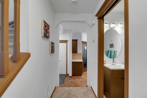 265 Bridlemeadows Common Sw, Calgary, AB - Indoor